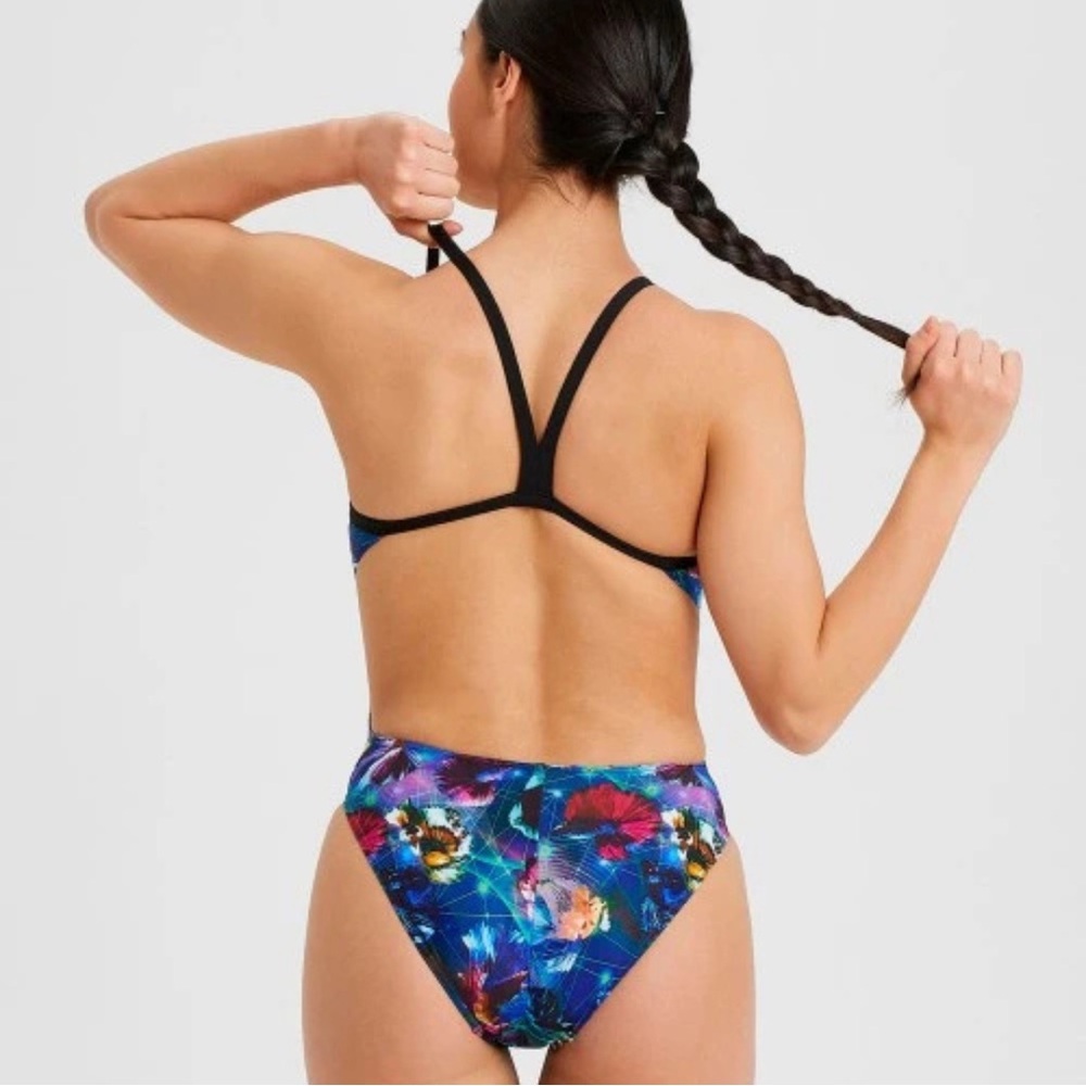 Women’s Arena Challenge Back 1-Piece Swimsuit - Picture 2 of 5